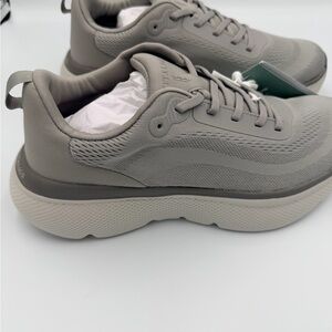 REVITALIGN Gray Athletic Shoes